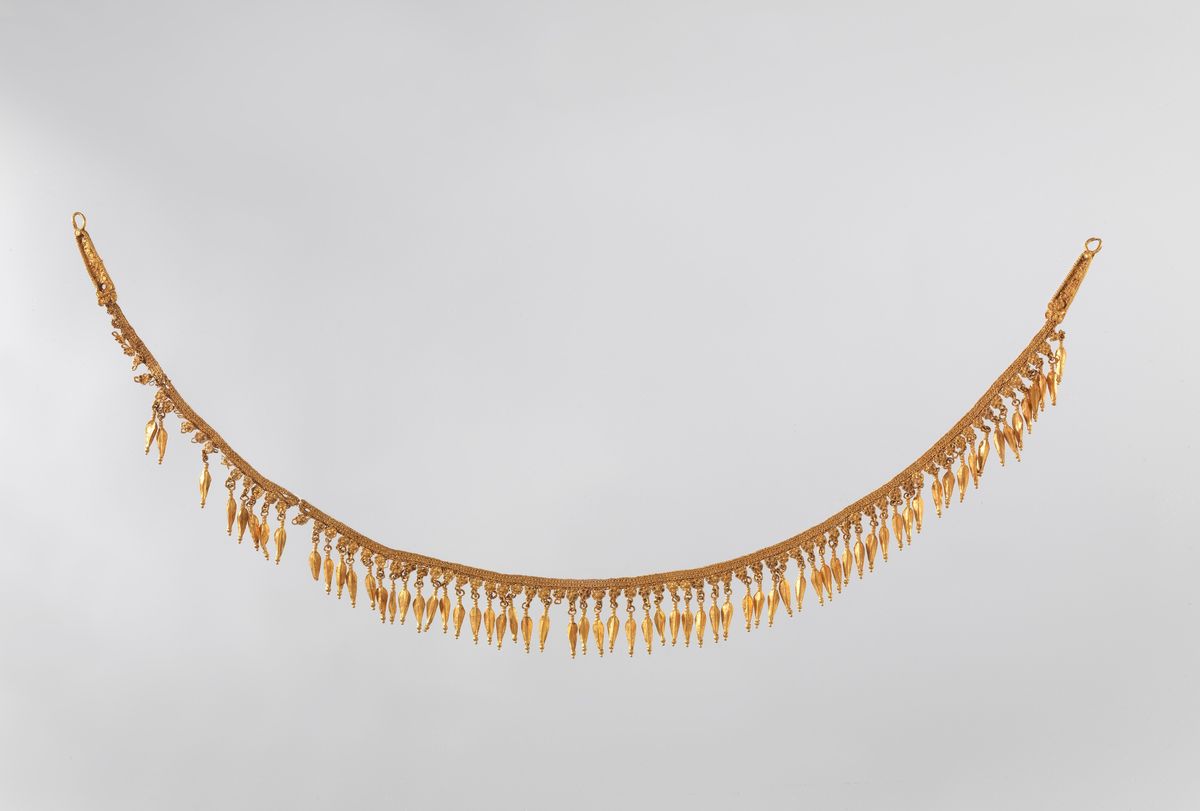 Fine gold necklace